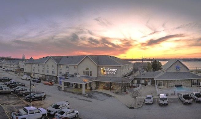 Stoney Creek Inn & Conference Center Exterior