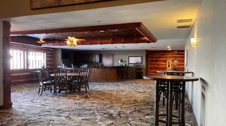 Stoney Creek Hotel St Joseph Lobby