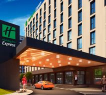 Holiday Inn Express Astana - Turan Exterior
