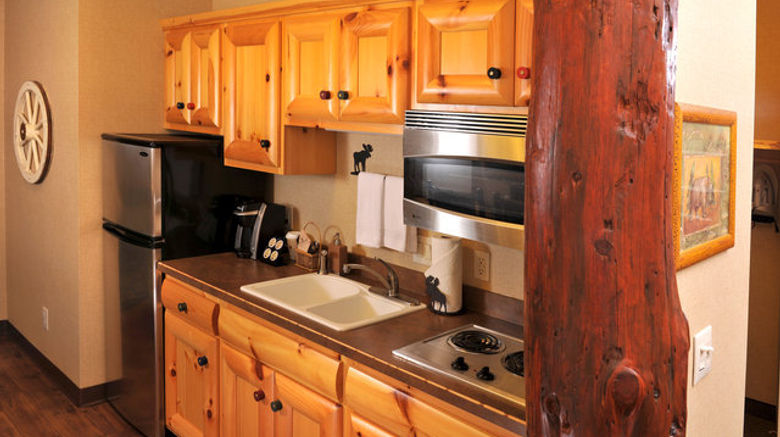 <b>Stoney Creek Inn & Conference Center Suite</b>. Images powered by <a href="https://www.leonardoworldwide.com/" title="Leonardo Worldwide" target="_blank">Leonardo</a>.