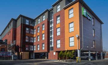 Holiday Inn Express Fleet