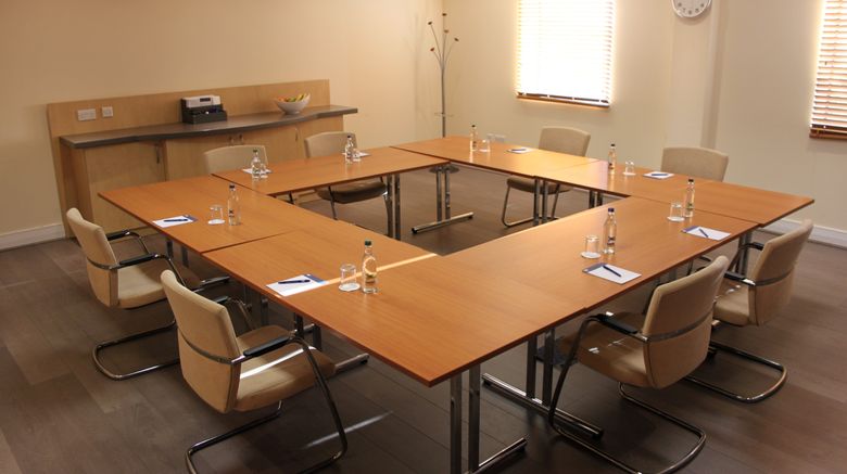 <b>Holiday Inn Express Cardiff Airport Meeting</b>. Images powered by <a href="https://www.leonardoworldwide.com/" title="Leonardo Worldwide" target="_blank">Leonardo</a>.