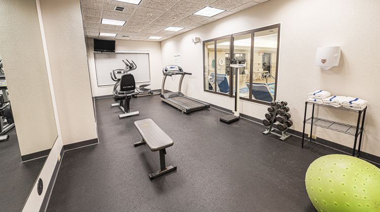 Holiday Inn Express Hotel & Suites Health Club