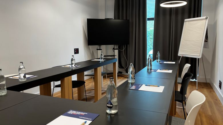 <b>Holiday Inn Express Bilbao Meeting</b>. Images powered by <a href="https://www.leonardoworldwide.com/" title="Leonardo Worldwide" target="_blank">Leonardo</a>.