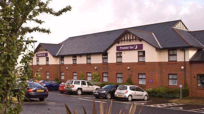 <b>Premier Inn Greenock Exterior</b>. Images powered by <a href="https://www.leonardoworldwide.com/" title="Leonardo Worldwide" target="_blank">Leonardo</a>.