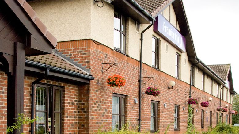 <b>Premier Inn Grimsby Exterior</b>. Images powered by <a href="https://www.leonardoworldwide.com/" title="Leonardo Worldwide" target="_blank">Leonardo</a>.