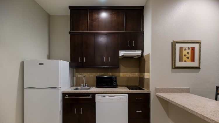 Red Roof Inn Pecos Room