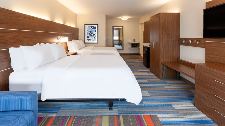 <b>Holiday Inn Express & Suites Brunswick Suite</b>. Images powered by <a href="https://www.leonardoworldwide.com/" title="Leonardo Worldwide" target="_blank">Leonardo</a>.