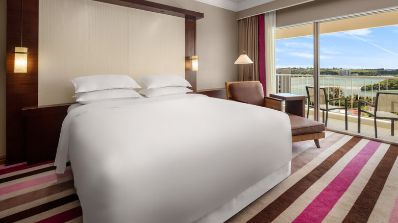 <b>RIHGA Royal Laguna Resort Suite</b>. Images powered by <a href="https://www.leonardoworldwide.com/" title="Leonardo Worldwide" target="_blank">Leonardo</a>.