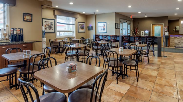 Devonian Hotel and Suites Restaurant