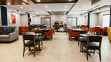 Holiday Inn Express and Suites Urbandale Restaurant