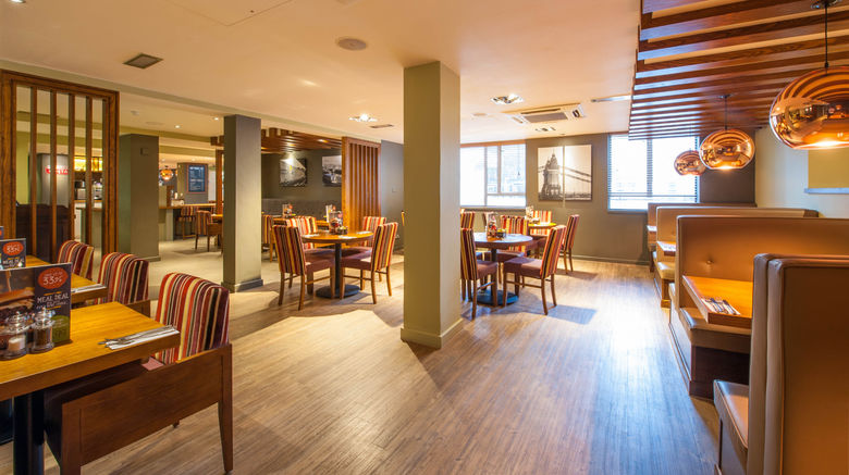 <b>Premier Inn London Hammersmith Restaurant</b>. Images powered by <a href="https://www.leonardoworldwide.com/" title="Leonardo Worldwide" target="_blank">Leonardo</a>.