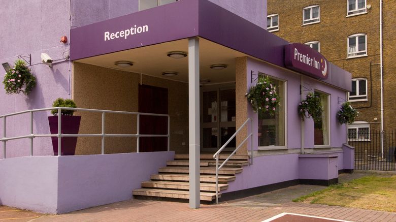 <b>Premier Inn London Hammersmith Exterior</b>. Images powered by <a href="https://www.leonardoworldwide.com/" title="Leonardo Worldwide" target="_blank">Leonardo</a>.