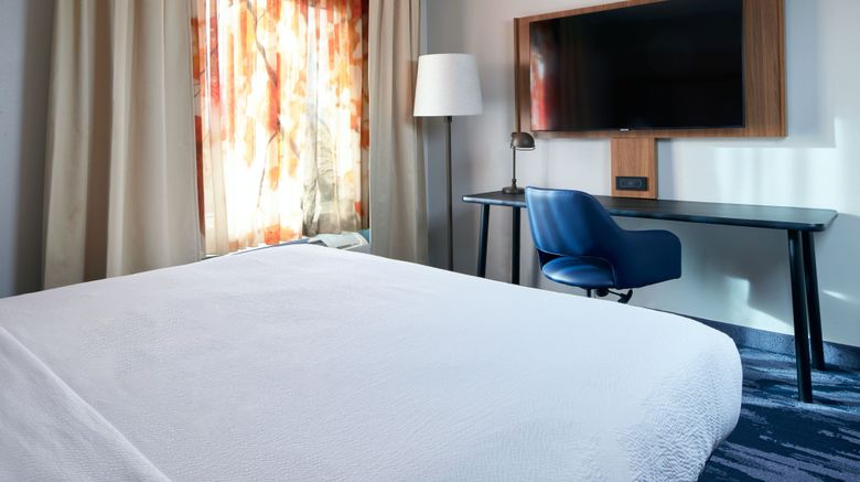 <b>Fairfield Inn & Suites San Bernardino Room</b>. Images powered by <a href="https://www.leonardoworldwide.com/" title="Leonardo Worldwide" target="_blank">Leonardo</a>.