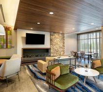 Fairfield Inn and Suites Rome Lobby