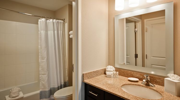 TownePlace Suites Dallas Lewisville Room