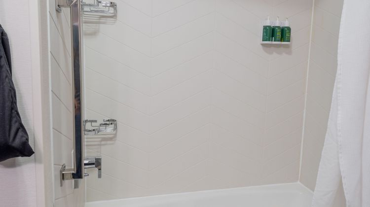 Fairfield Inn & Suites Denton Room