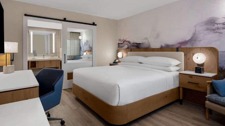 <b>Delta Hotels Santa Clara Silicon Valley Room</b>. Images powered by <a href="https://www.leonardoworldwide.com/" title="Leonardo Worldwide" target="_blank">Leonardo</a>.