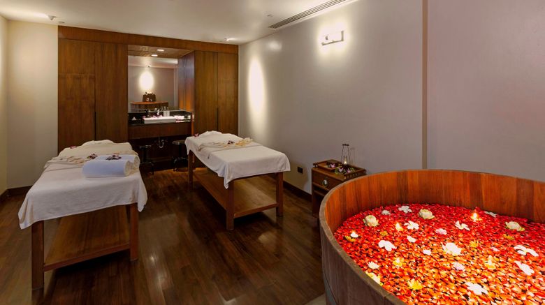 <b>Le Meridien Phuket Beach Resort Spa</b>. Images powered by <a href="https://www.leonardoworldwide.com/" title="Leonardo Worldwide" target="_blank">Leonardo</a>.