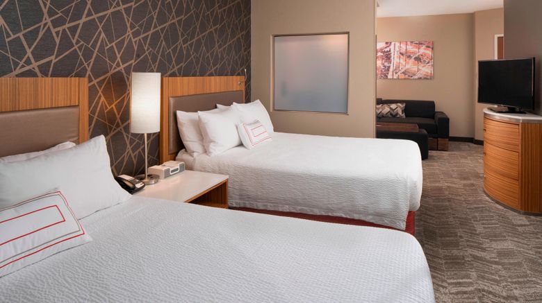 <b>SpringHill Suites St. Louis/Earth City Suite</b>. Images powered by <a href="https://www.leonardoworldwide.com/" title="Leonardo Worldwide" target="_blank">Leonardo</a>.