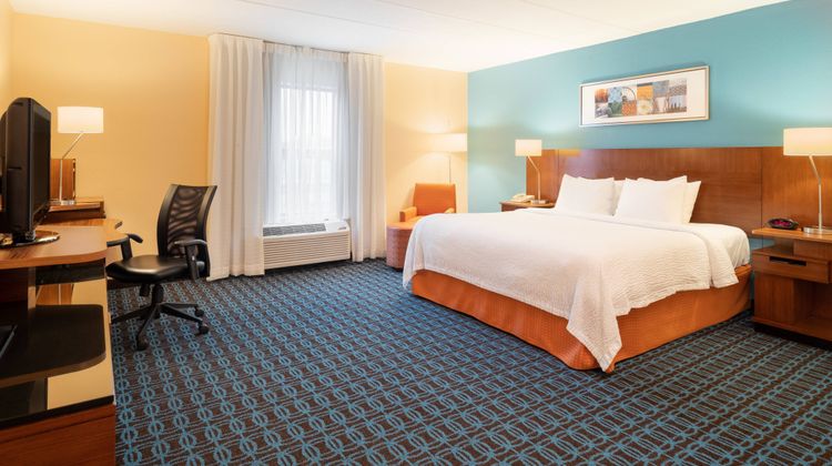 Fairfield Inn by Marriott Room