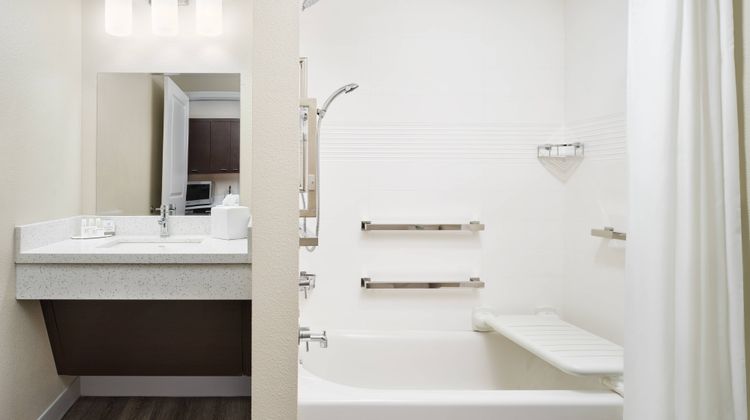 TownePlace Suites Leesburg Room