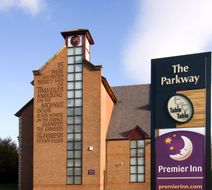 Premier Inn Guildford Central Exterior