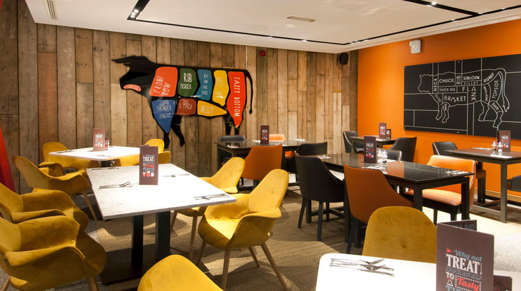 Premier Inn Halifax Town Centre Restaurant