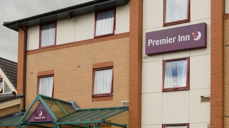 Premier Inn Harrogate Exterior