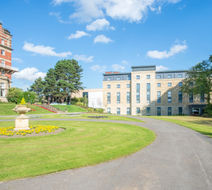 Premier Inn Harrogate Town Centre Exterior