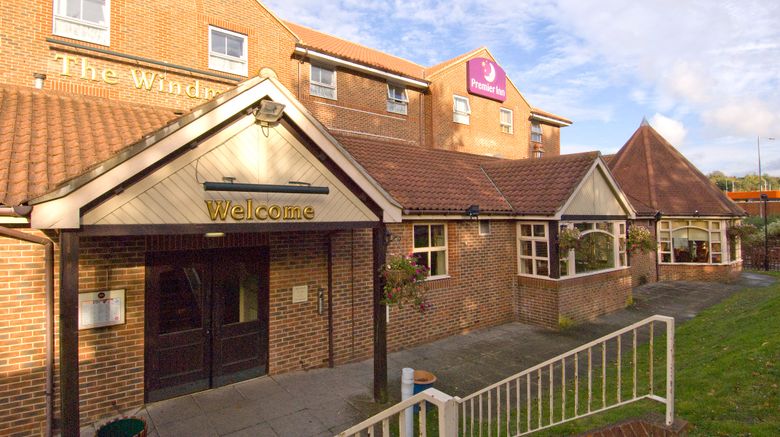 <b>Premier Inn Hastings Exterior</b>. Images powered by <a href="https://www.leonardoworldwide.com/" title="Leonardo Worldwide" target="_blank">Leonardo</a>.