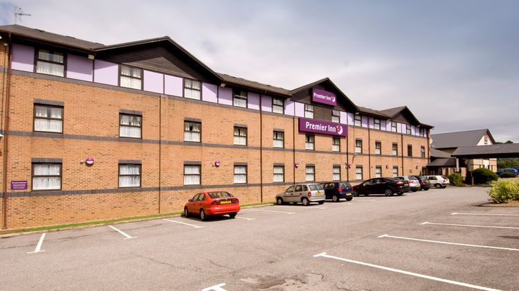 Premier Inn Hemel Hempstead West Exterior