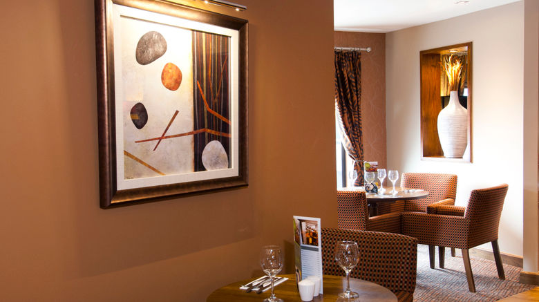 <b>Premier Inn High Wycombe Central Restaurant</b>. Images powered by <a href="https://www.leonardoworldwide.com/" title="Leonardo Worldwide" target="_blank">Leonardo</a>.