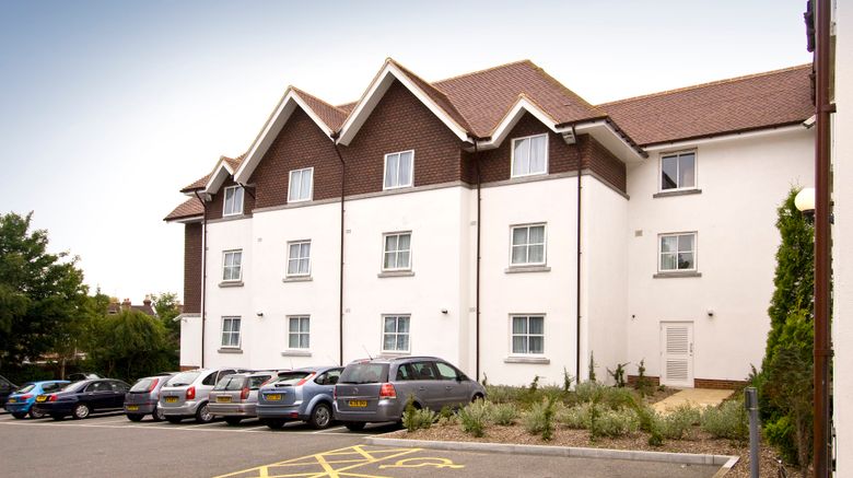 <b>Premier Inn Horsham Exterior</b>. Images powered by <a href="https://www.leonardoworldwide.com/" title="Leonardo Worldwide" target="_blank">Leonardo</a>.