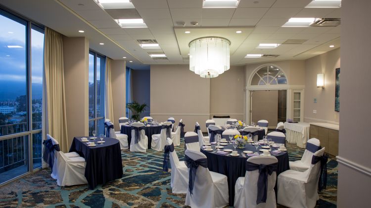 Crowne Plaza Ventura Beach Meeting