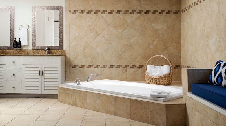 <b>Hotel Indigo San Diego Del Mar Room</b>. Images powered by <a href="https://www.leonardoworldwide.com/" title="Leonardo Worldwide" target="_blank">Leonardo</a>.