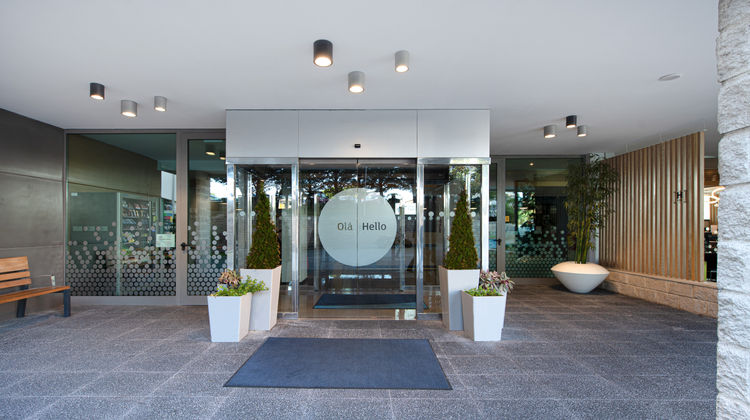 Holiday Inn Express Lisbon Airport Exterior
