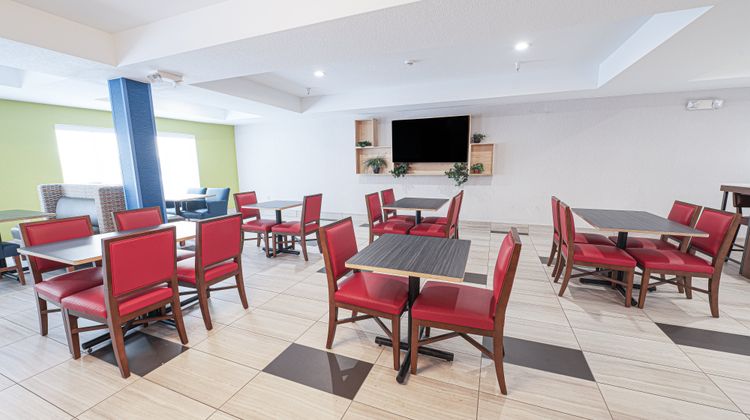 Holiday Inn Express Hotel & Suites Restaurant