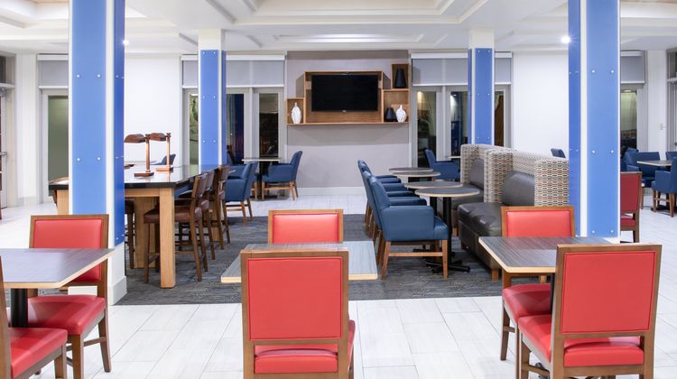 Holiday Inn Express Hotel & Suites Restaurant