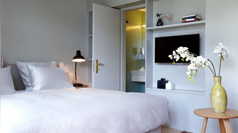 <b>Parkhotel Bellevue Room</b>. Images powered by <a href="https://www.leonardoworldwide.com/" title="Leonardo Worldwide" target="_blank">Leonardo</a>.