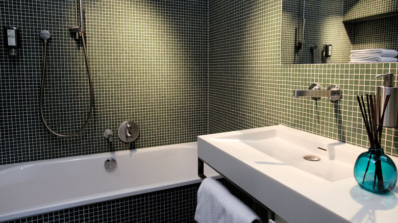 <b>Parkhotel Bellevue Room</b>. Images powered by <a href="https://www.leonardoworldwide.com/" title="Leonardo Worldwide" target="_blank">Leonardo</a>.