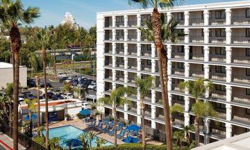 Fairfield by Marriott Anaheim Resort