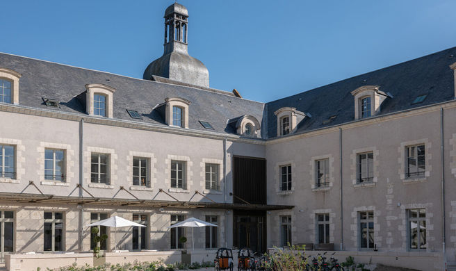 Fleur de Loire Exterior