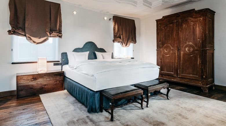 <b>PURS Luxury Boutique Hotel Suite</b>. Images powered by <a href="https://www.leonardoworldwide.com/" title="Leonardo Worldwide" target="_blank">Leonardo</a>.