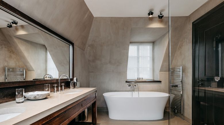 <b>PURS Luxury Boutique Hotel Room</b>. Images powered by <a href="https://www.leonardoworldwide.com/" title="Leonardo Worldwide" target="_blank">Leonardo</a>.