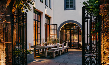 PURS Luxury Boutique Hotel