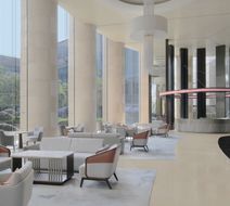 Sheraton Grand Pudong Hotel & Residences Lobby