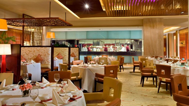 <b>Sheraton Grand Pudong Hotel & Residences Restaurant</b>. Images powered by <a href="https://www.leonardoworldwide.com/" title="Leonardo Worldwide" target="_blank">Leonardo</a>.