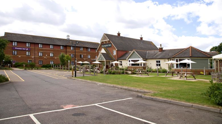 <b>Premier Inn Huntingdon (A1/A14) Exterior</b>. Images powered by <a href="https://www.leonardoworldwide.com/" title="Leonardo Worldwide" target="_blank">Leonardo</a>.