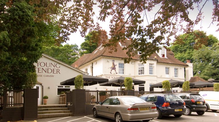 Premier Inn Kings Langley Exterior